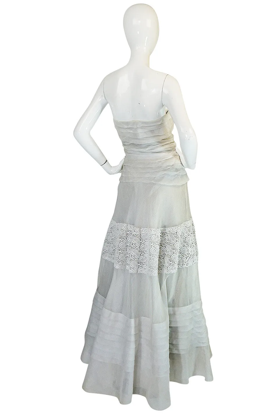 1950s Hardy Amies Couture Fine Silk Organza & Lace Dress