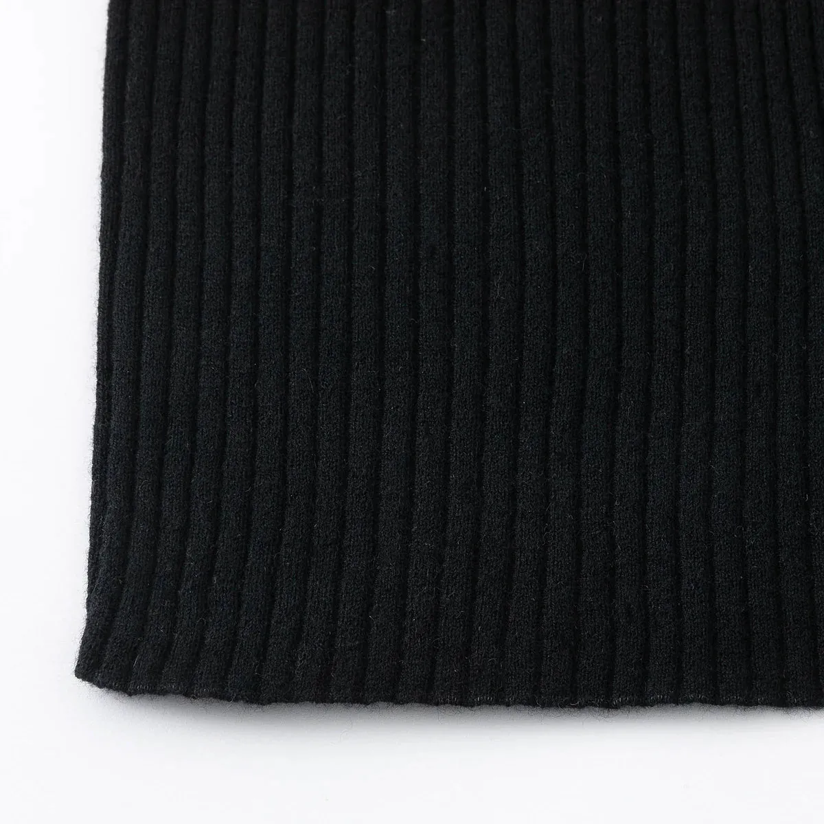 Aleger Cashmere Black Skinny Rib Crew Neck Sweater