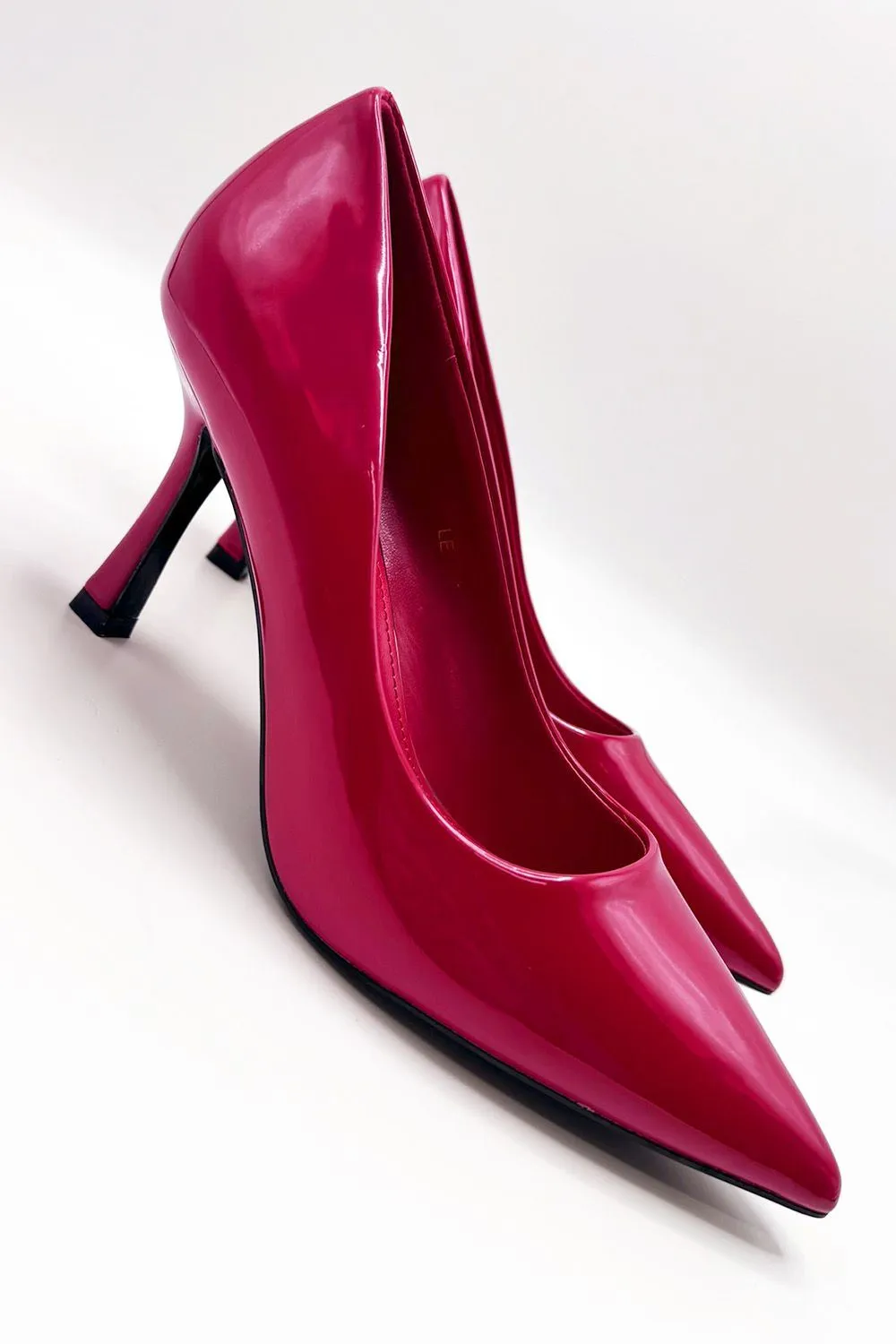 Aradia Mid Court Shoe Heels in Red