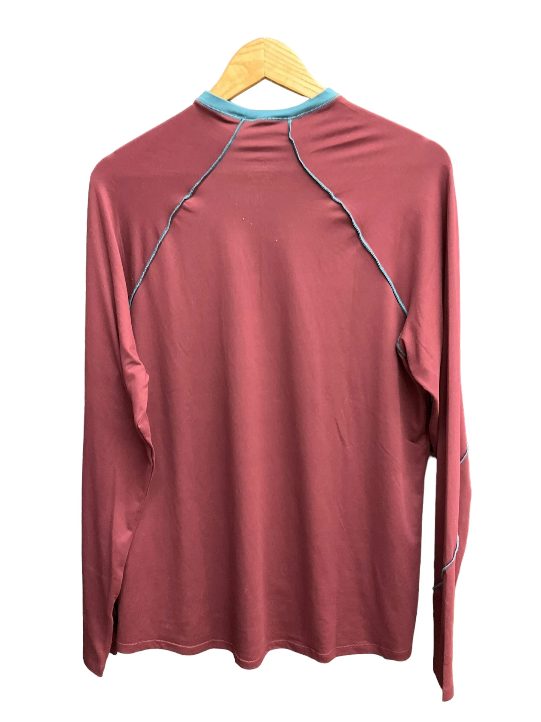 Athletic Top Long Sleeve Crewneck By Tahari By Arthur Levine  Size: L