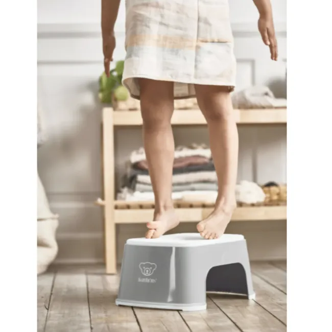 baby bjorn step stool - gray/white