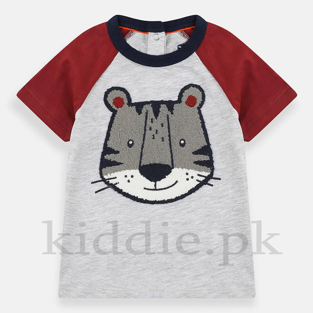 Baby Grey Panther Face with Maroon Sleeves T-shirt 1271