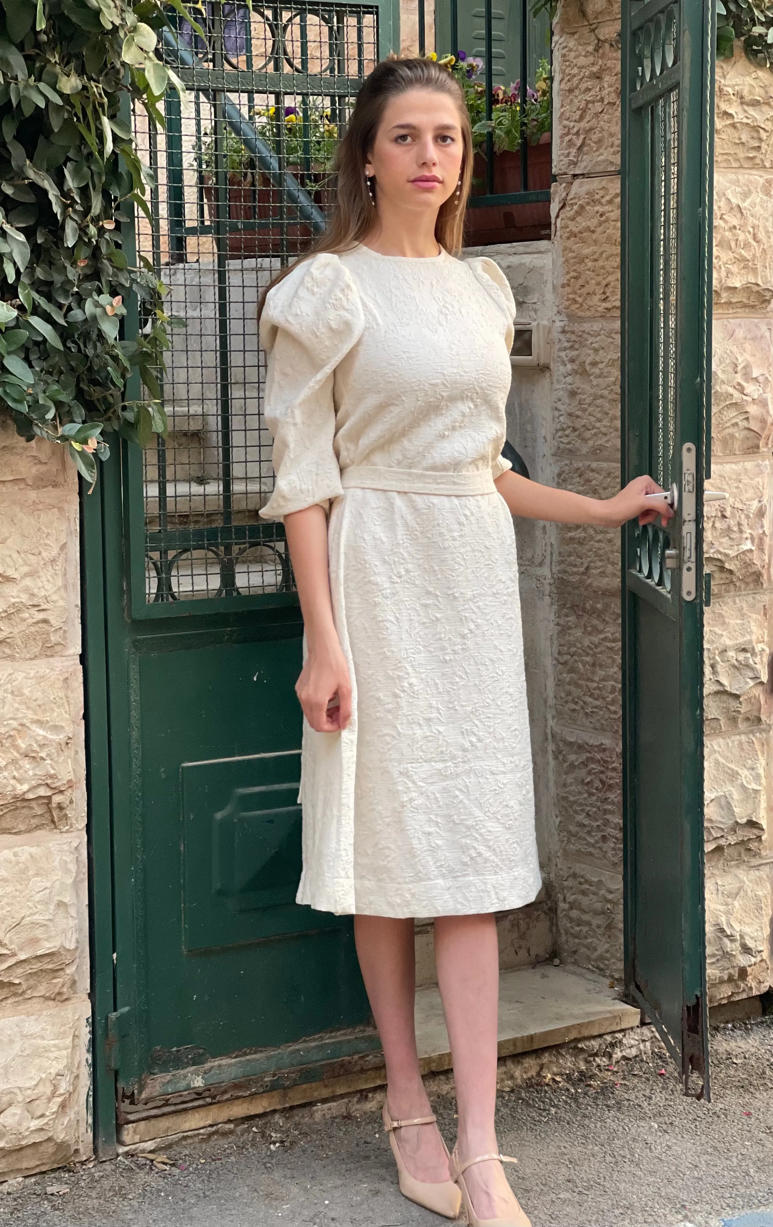 Brocade Elegant Dress / Off White