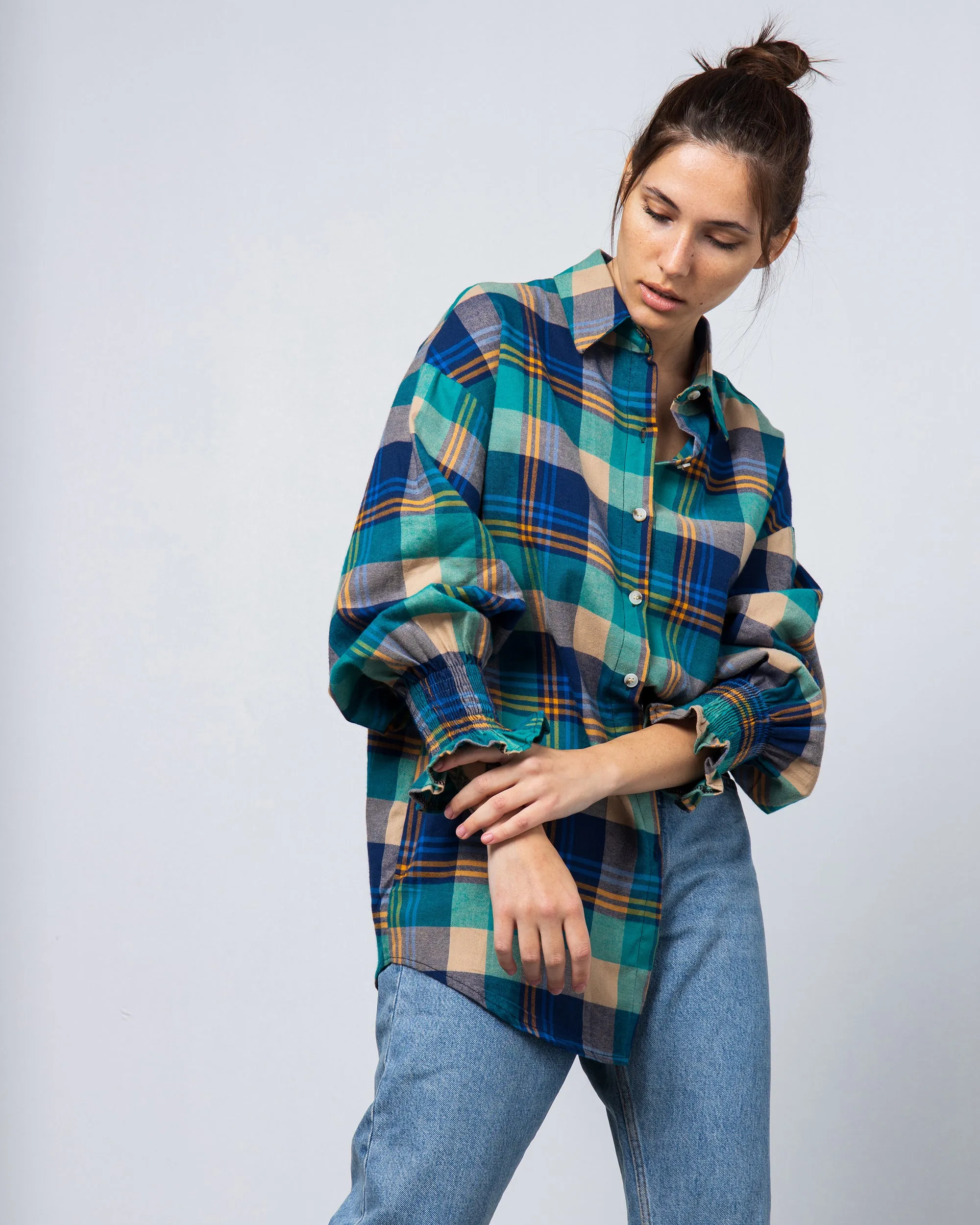 CHECKED RUFFLES SLEEVES WOOL SHIRT 1813 - قميص