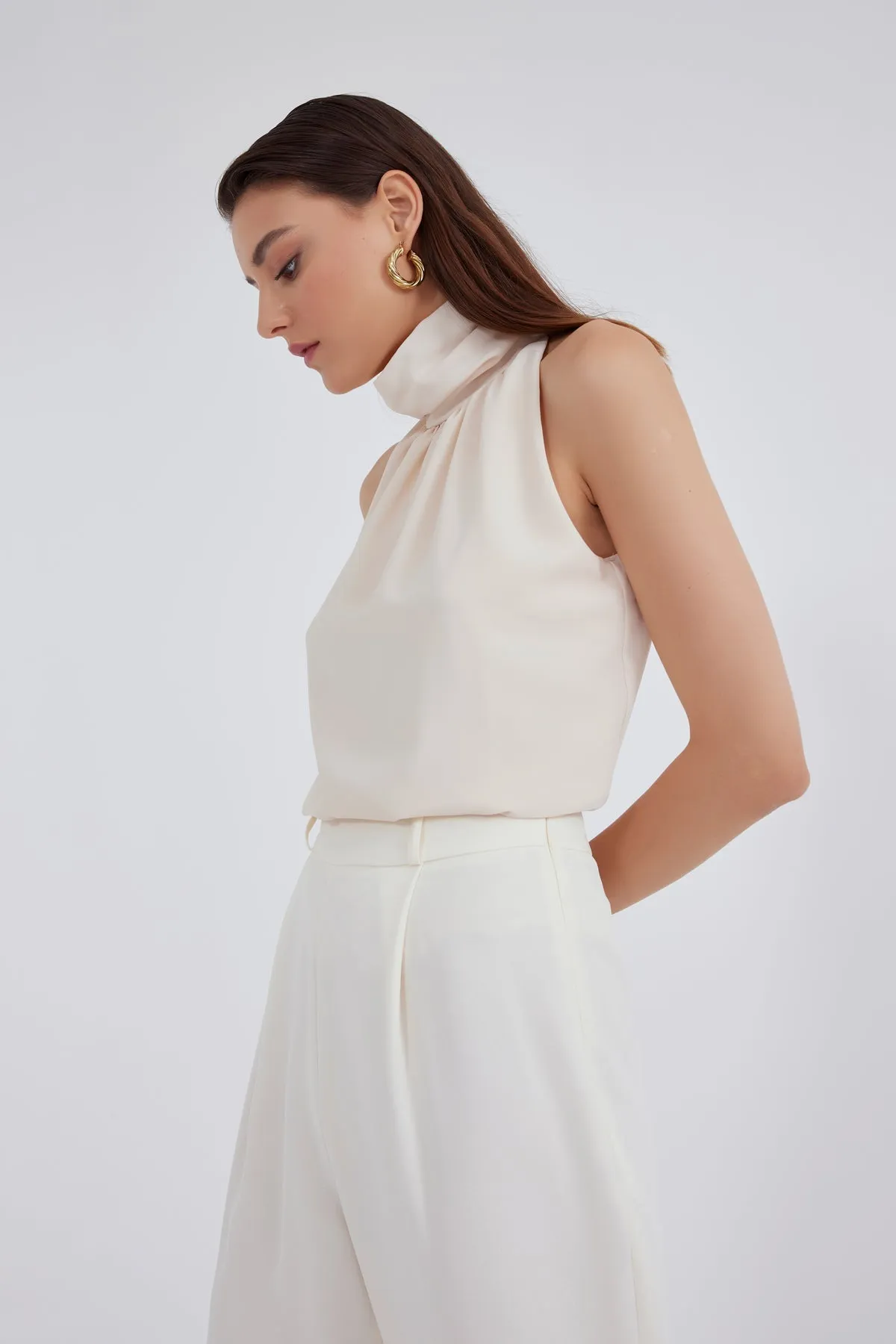 Collared sleeveless Top - BEIGE