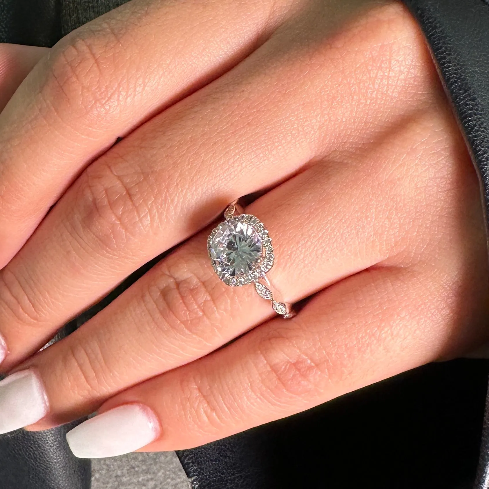 KENDRA MOISSANITE RING