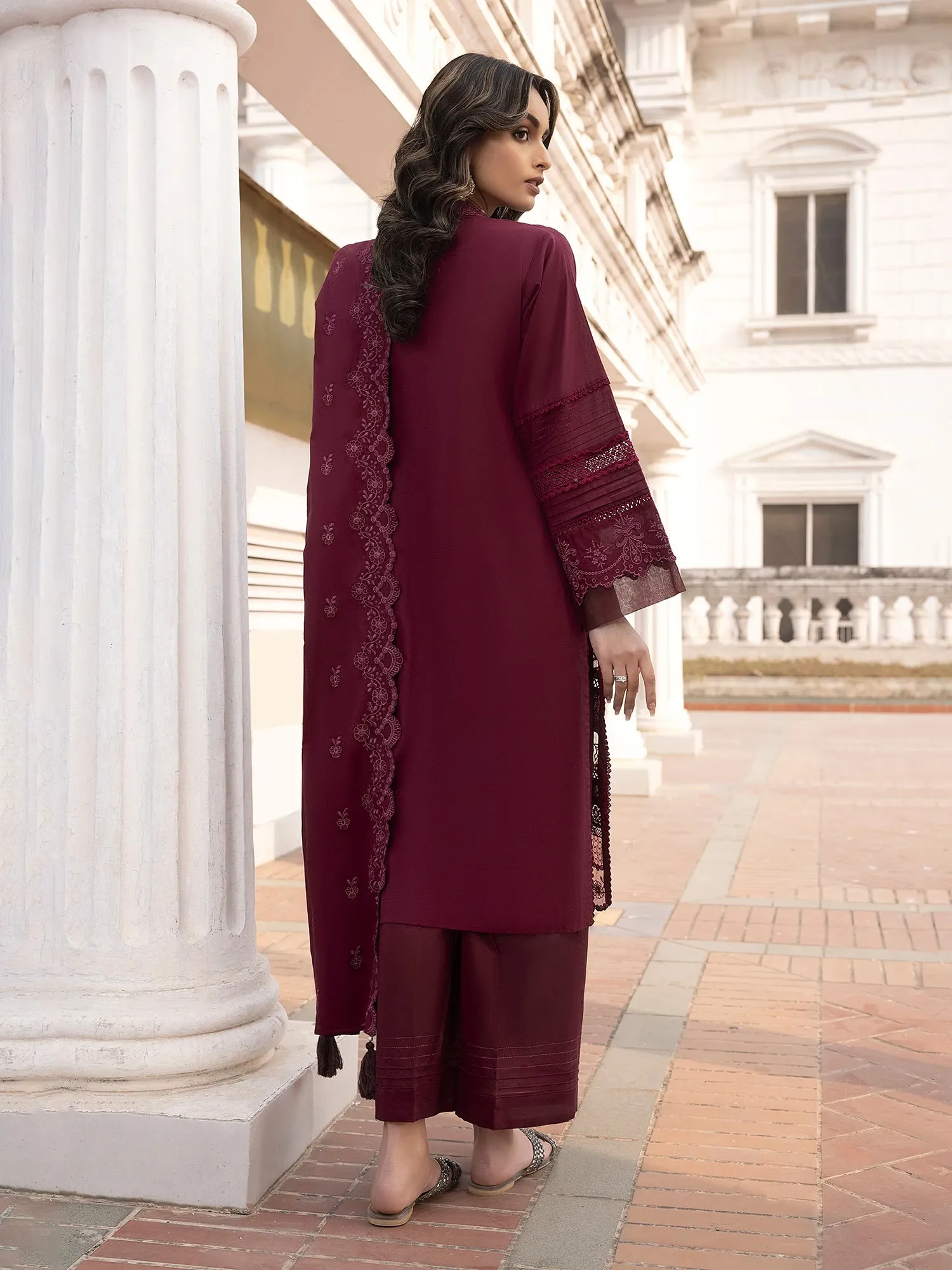 Lakhany Plum Unstitched Embroidered Lawn 3-Piece Suit (LG-SK-0080)