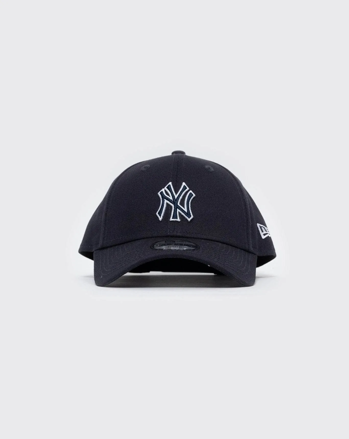 New era youth 940 yankees outline