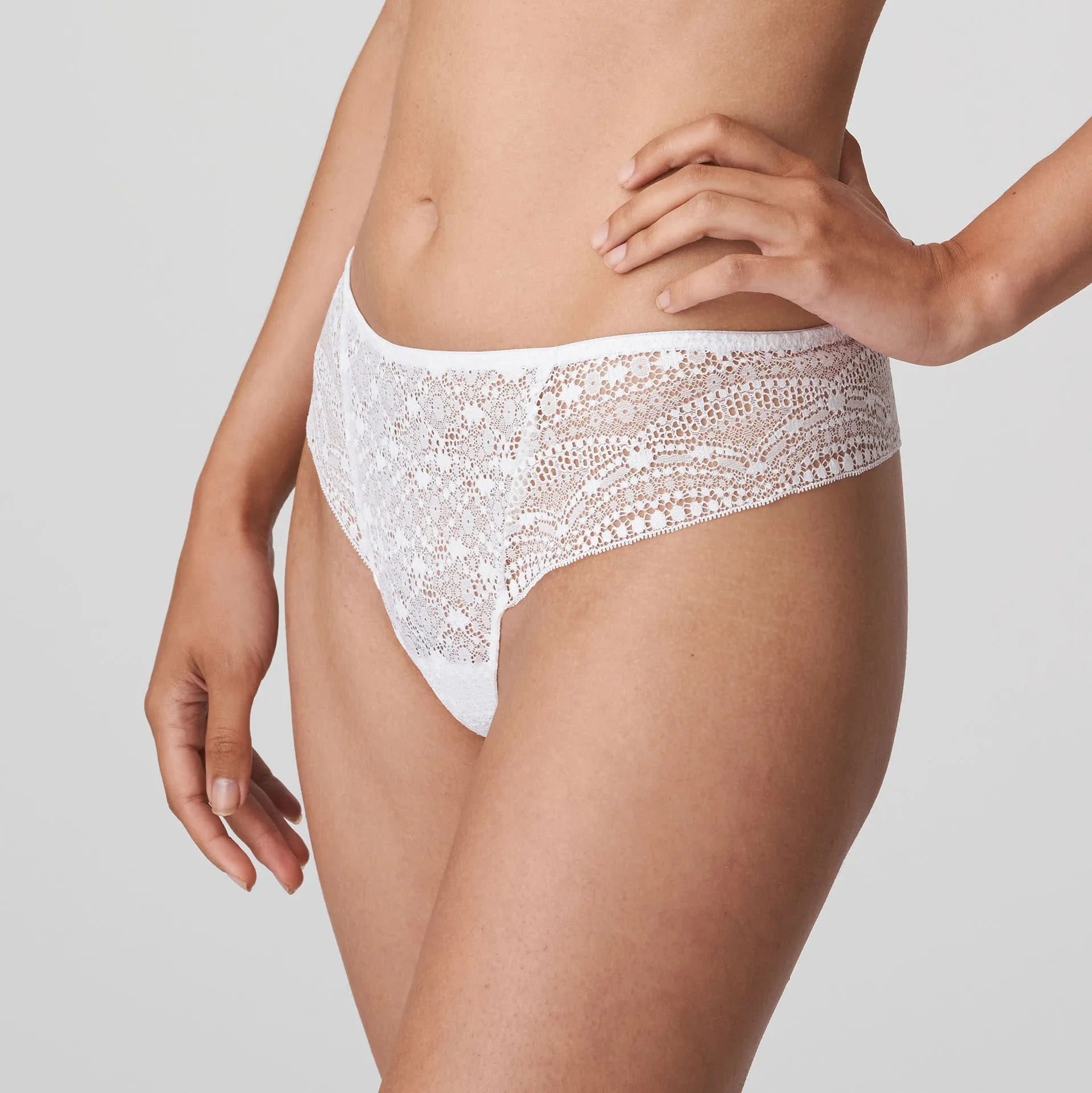 Prima Donna Twist Thong - Epirus - White