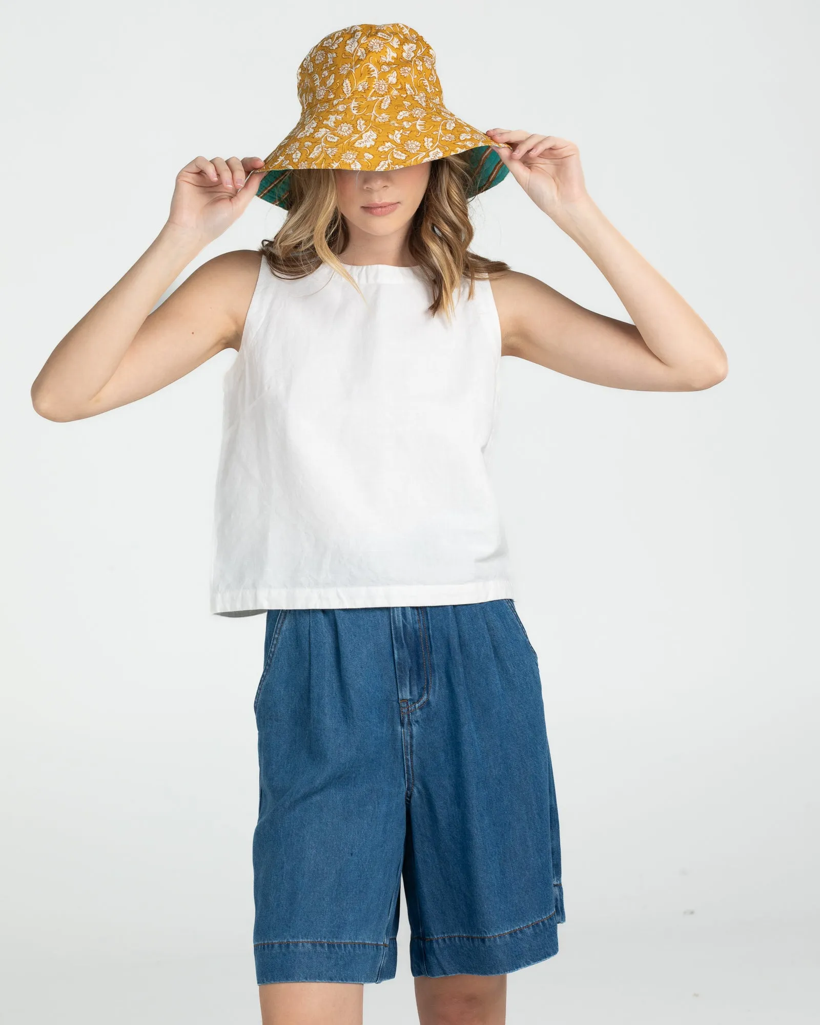 Reversible Wide Brim Bucket Hat - Tansy Zetta