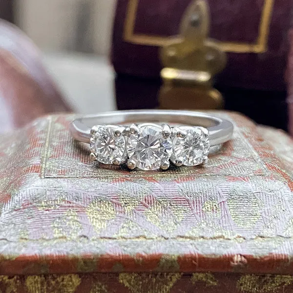 Vintage Three Diamond Ring