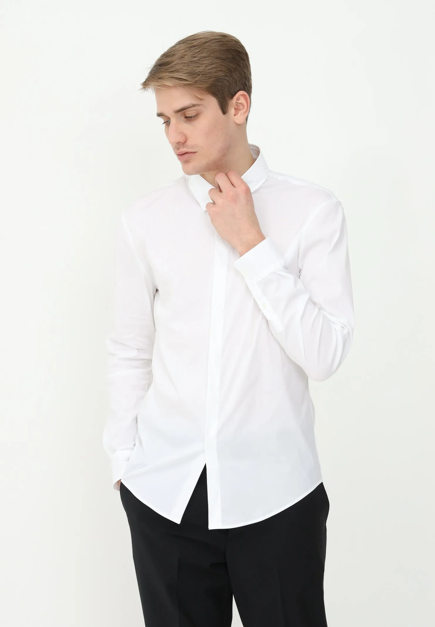 White dress shirt